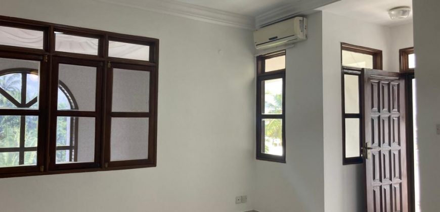 Exquisitely unfurnished Duplex house at Airport Residential Area for Rent