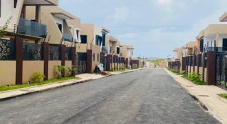 4 bedroom luxurious bedroom House for sale at spintex Manet