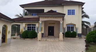 8 bedroom house for sale Apam junction on the Accra cape coast highway