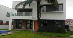 4 bedroom executive town house with 1 room out house and a swimming pool for rent at Tse Addo