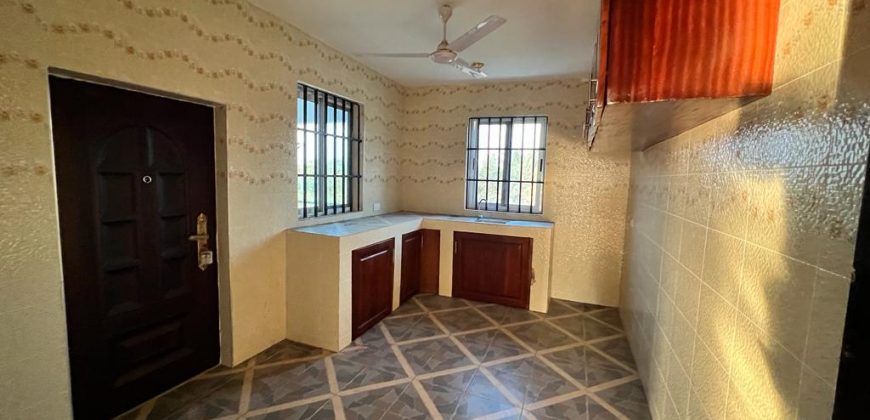 3 bedroom apartment for rent at tema community 3 around BV OBENG’S round about