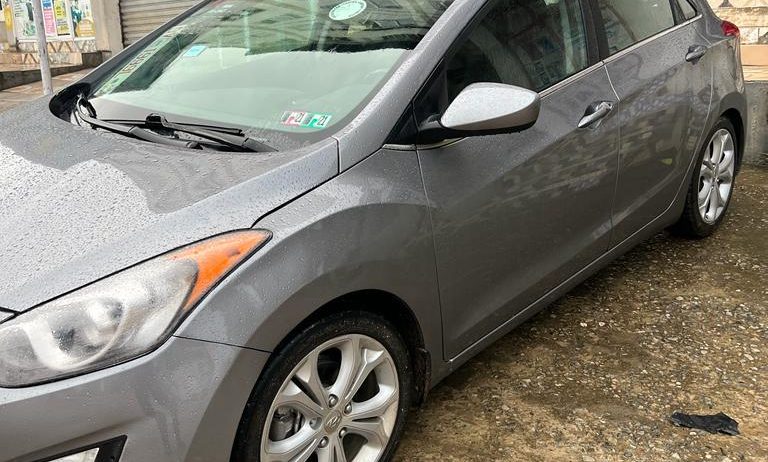 Hyundai Elantra GT 2013 model for sale