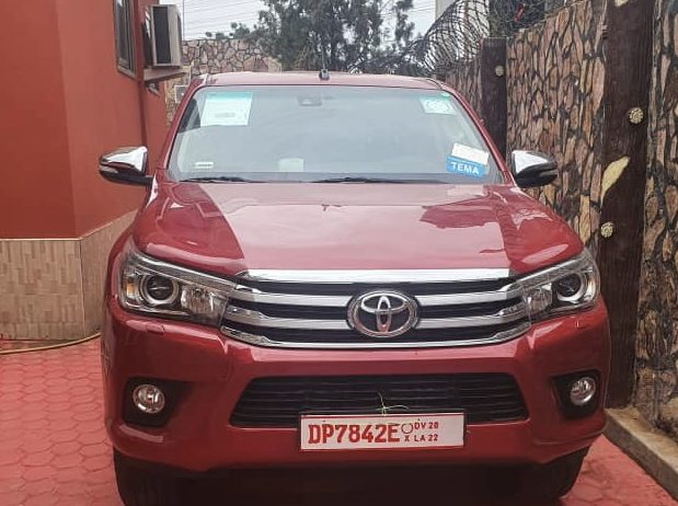 Toyota Hilux DV 2016 model push to start for sale