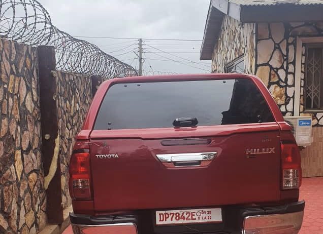 Toyota Hilux DV 2016 model push to start for sale