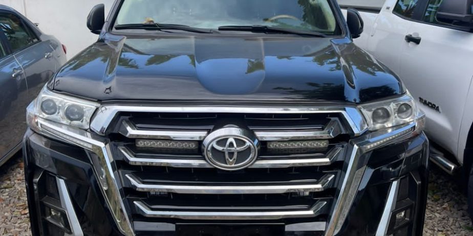 Toyota land cruiser 2013 model Dubai spec 2021 for sale